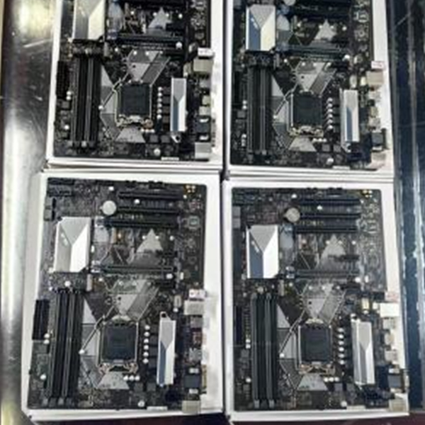 電腦主板